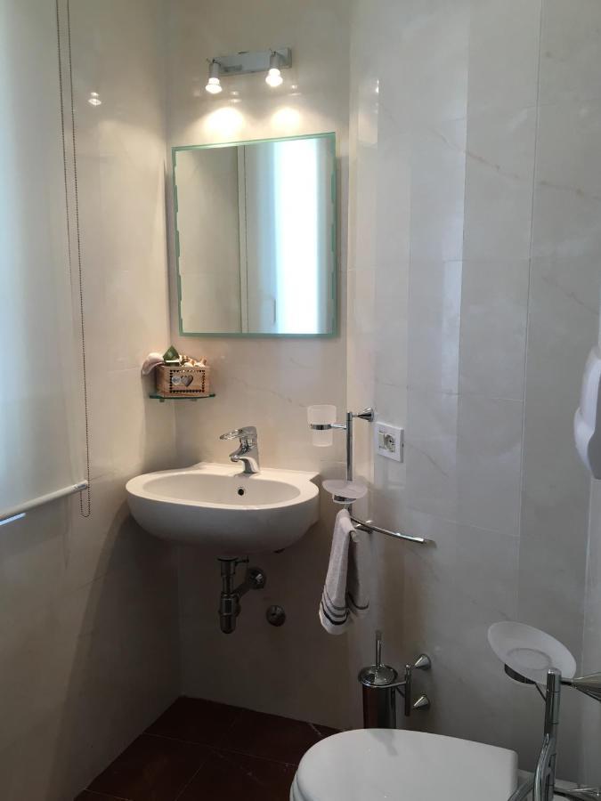 Intra Rooms Olbia Buitenkant foto