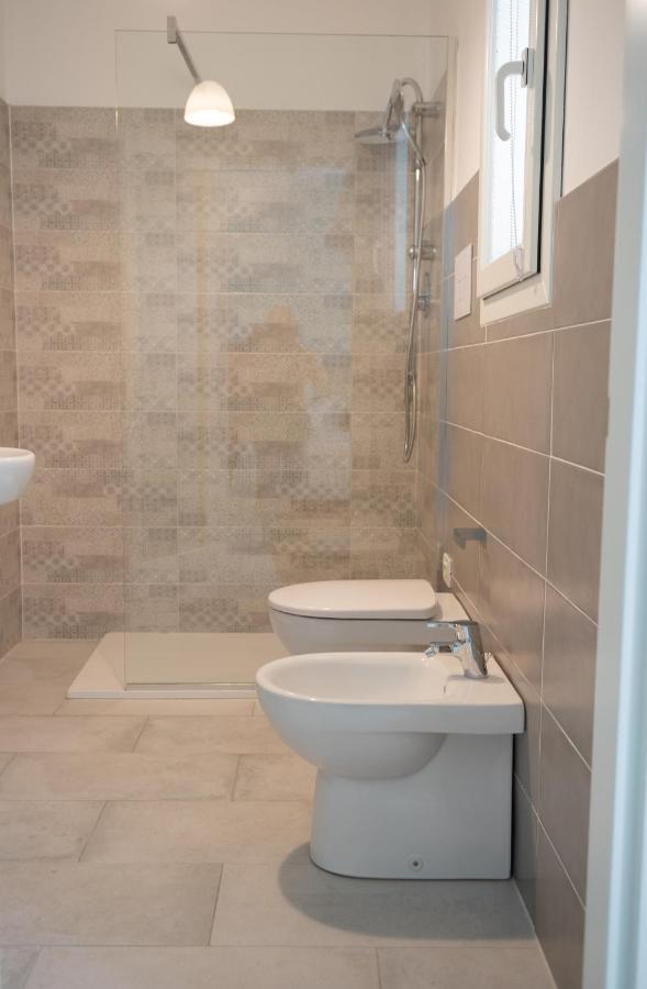 Intra Rooms Olbia Buitenkant foto