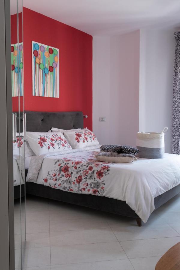Intra Rooms Olbia Buitenkant foto